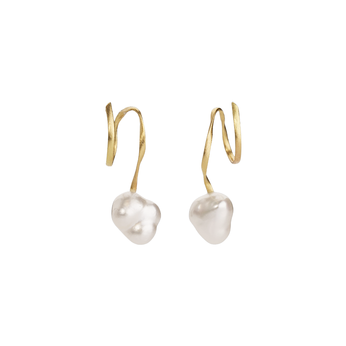 Flair earrings - 18 kt. gold & South sea keshi pearls
