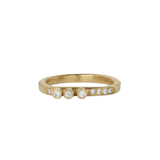 Eternity ring in 18kt gold with 8 white diamonds
