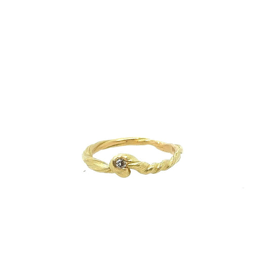 Low Tide ring no.6 in 18 ct. gold, with diamond.